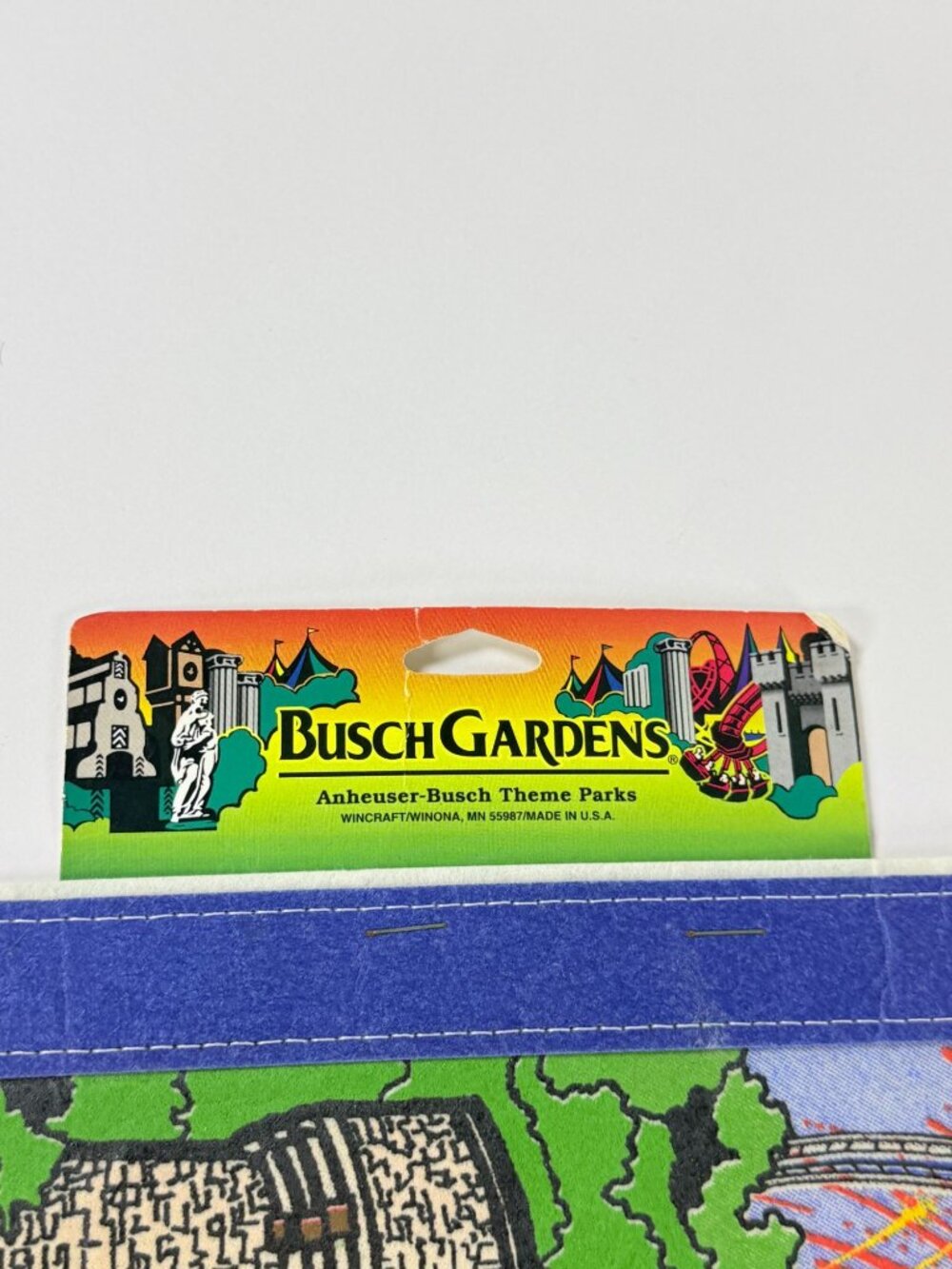 Busch Gardens Pennant Poster Fabric Souvenir Williamsburg Anheuser Busch Good - Picture 2 of 7